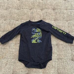 Carhartt size 6 mths
